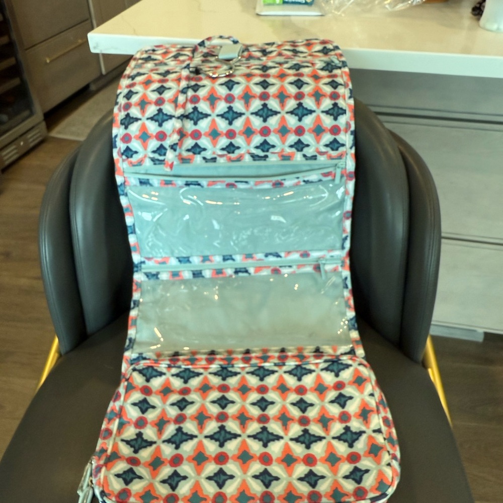 Vera Bradley Hanging Toiletry Bag - like new